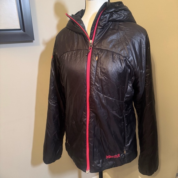 Marmot Jackets & Blazers - Marmot Women’s Hooded Insulated Jacket Black Pink Full Zip Size M